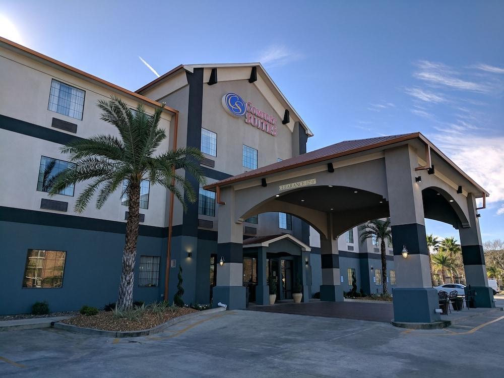 Comfort Suites Oil Center Lafayette Buitenkant foto